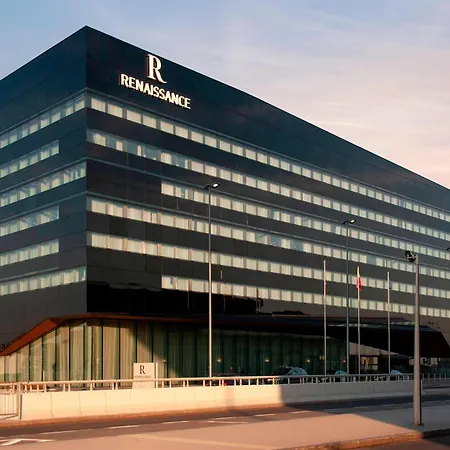 Renaissance Airport 5* Varšava