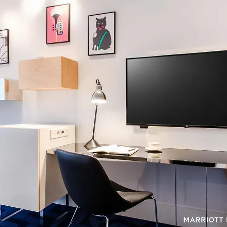 Renaissance Airport Ξενοδοχείο