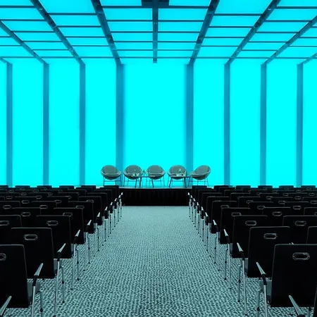 Renaissance Airport Ξενοδοχείο 5*