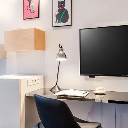 Renaissance Airport Ξενοδοχείο 5*