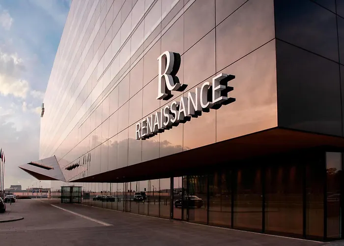 Szálloda Renaissance Airport 5*