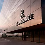 מלון Renaissance Airport 5*