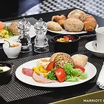 Renaissance Airport Varşova